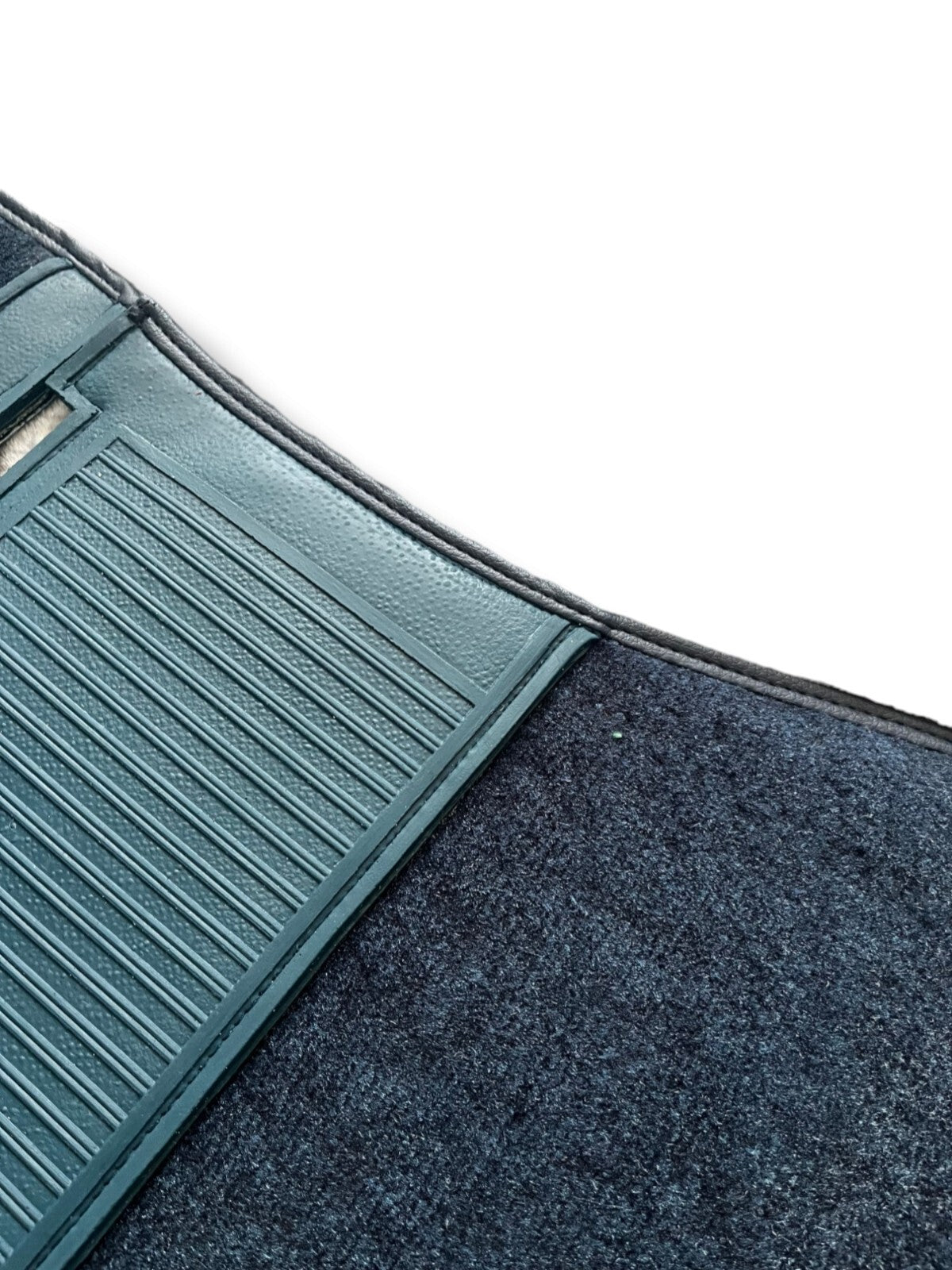 Teppichsatz Teppich für Mercedes W114 W115 Limousine Gummi Absatzschoner Blau