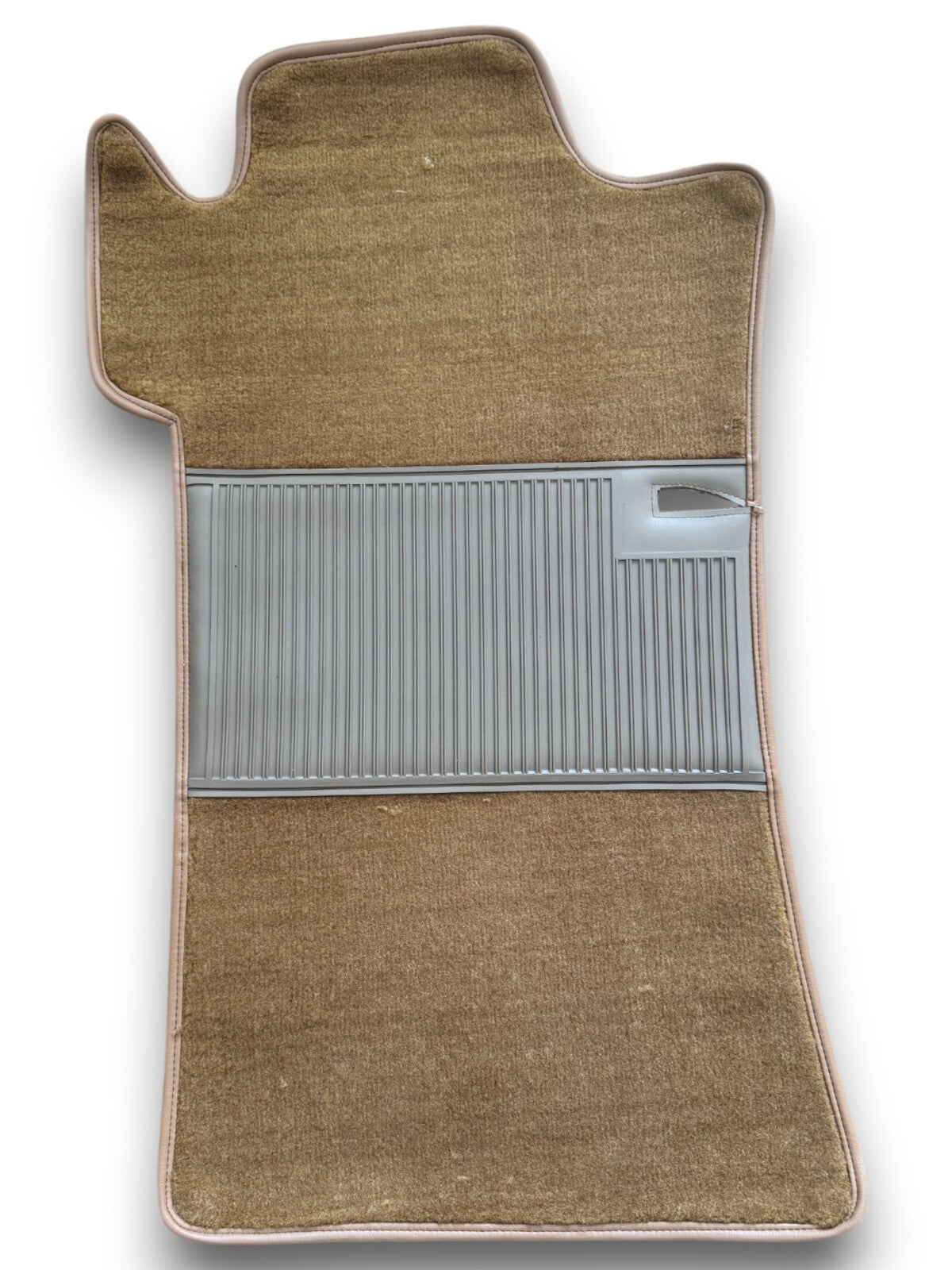 Teppichsatz Teppich für Mercedes W111 Coupe Gummi Absatzschoner Dattel.