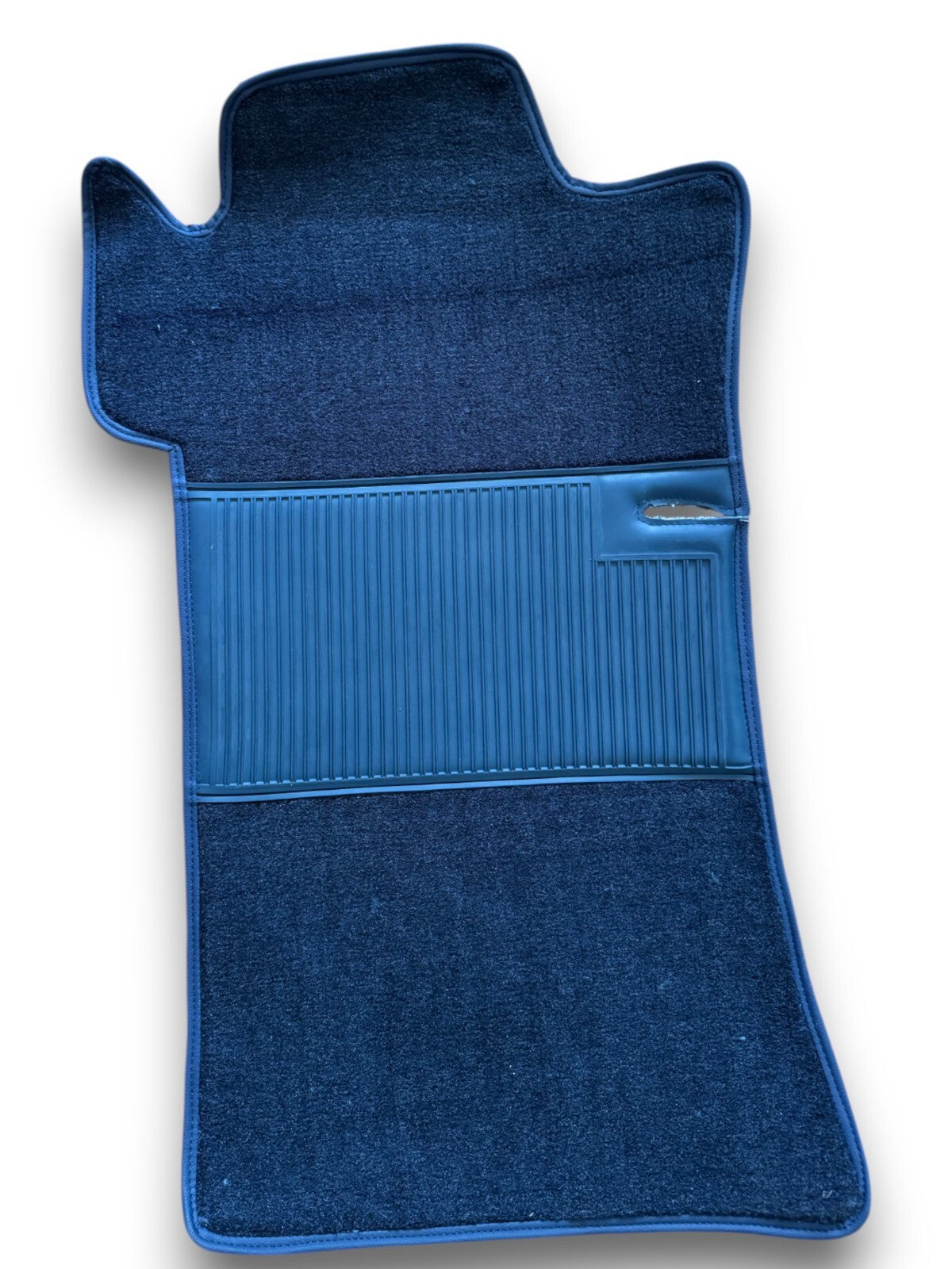 Teppichsatz Teppich für Mercedes W111 Coupe Gummi Absatzschoner Blau.
