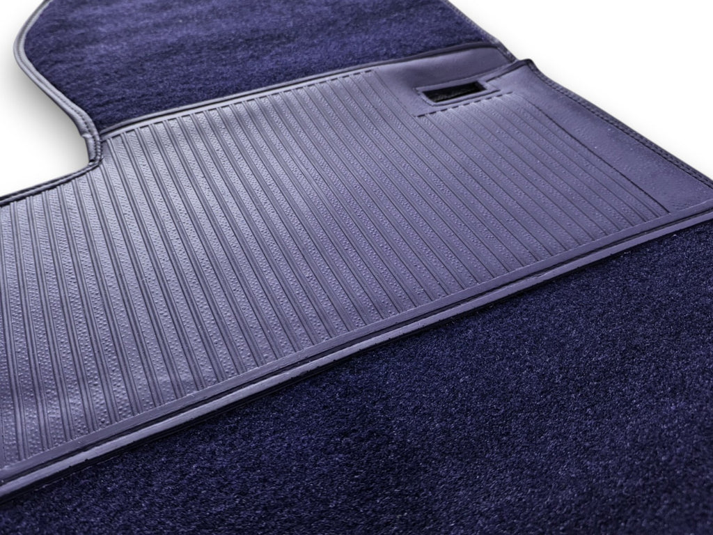 Teppichsatz Teppich für Mercedes SL107 R107/W107 Gummi Absatzschoner Blau