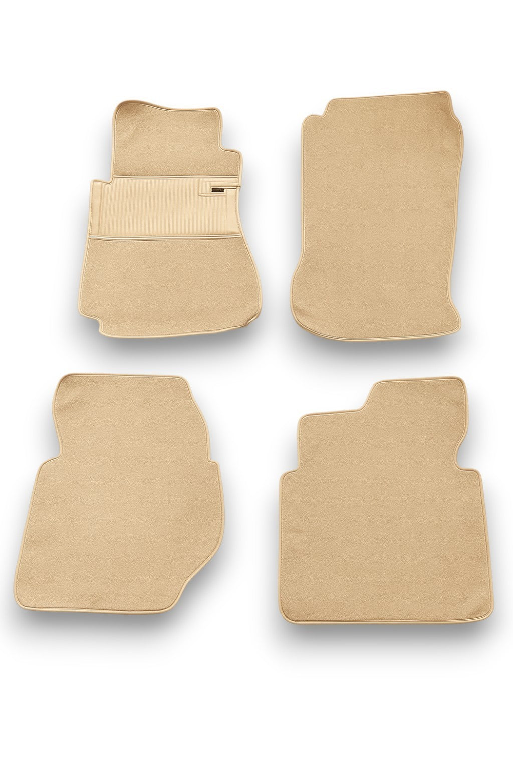 Teppichsatz Teppich für Mercedes W123 Limousine Gummi Absatzschoner Beige.