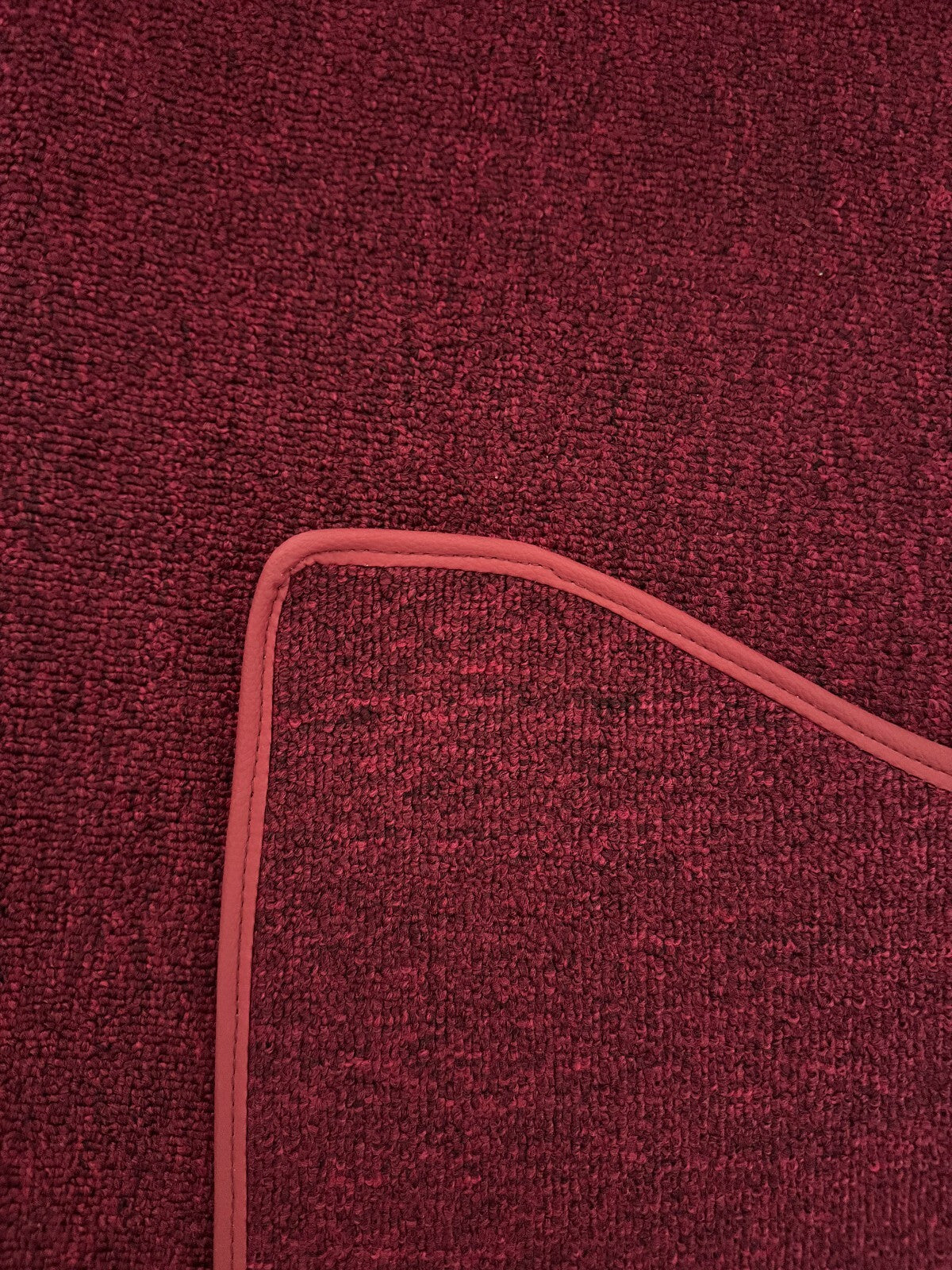 Teppichsatz Autoteppich für VW Käfer Typ 1 1958 - 1968 Schlinge Dunkelrot.
