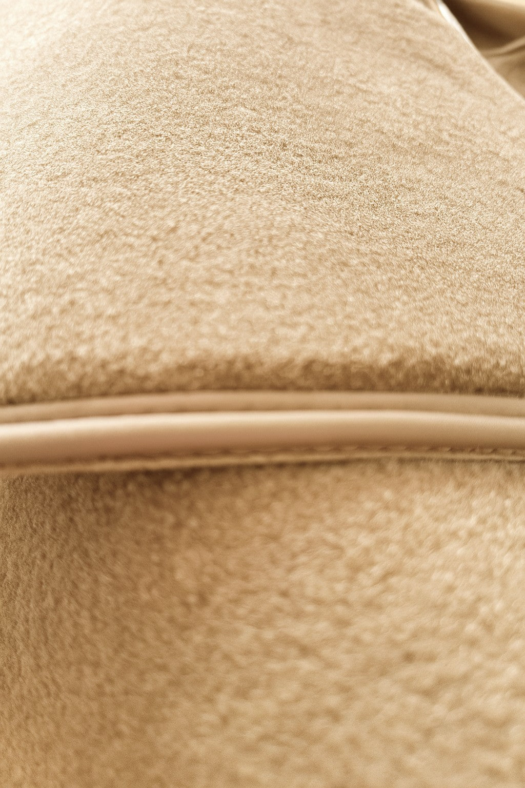 Teppichsatz Teppich für Mercedes W114 W115 Limousine Gummi Absatzschoner Beige