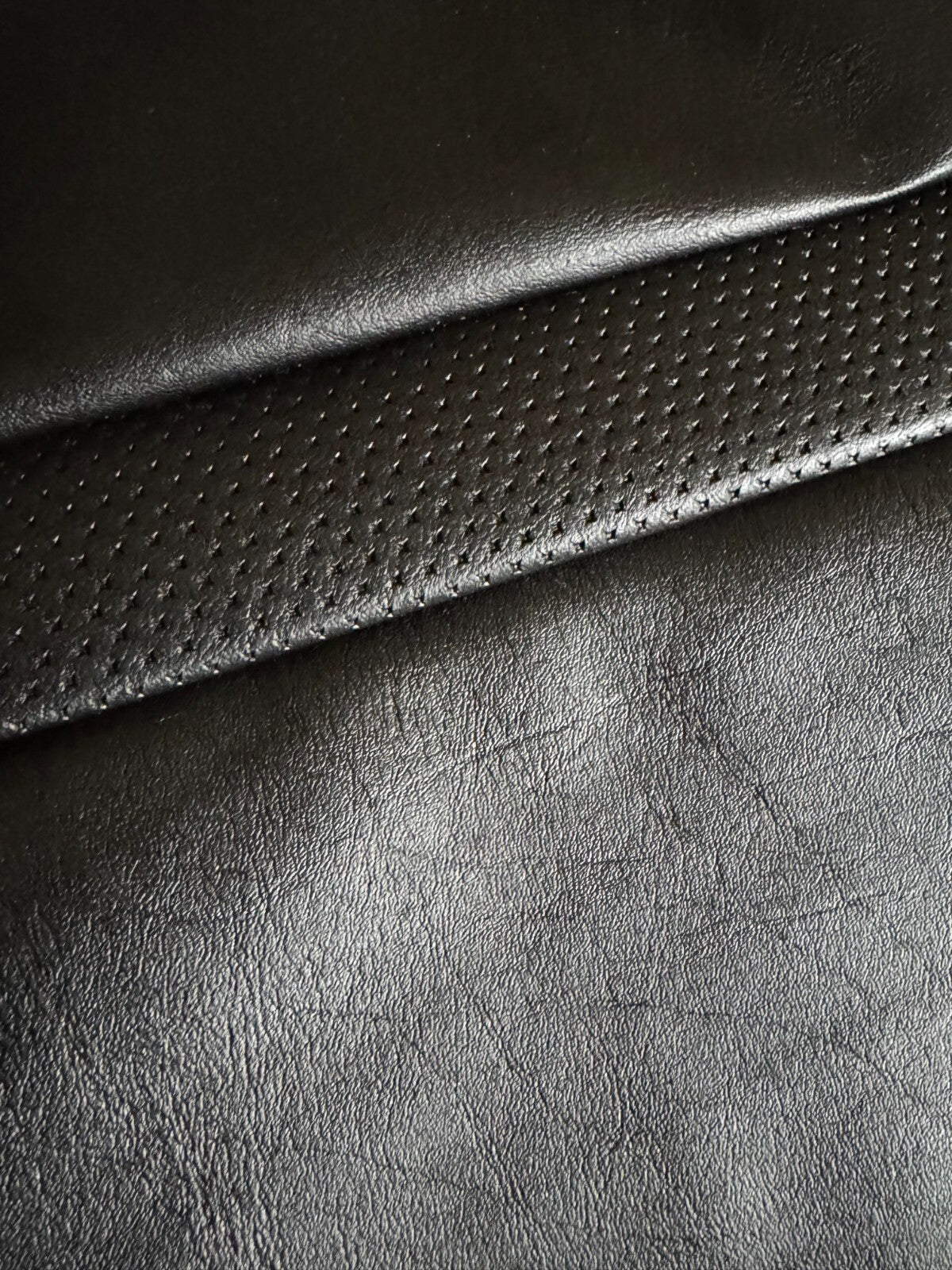 Sitzbezüge Bezüge für Mercedes Benz W114 W115 Limousine 1972-1976 Schwarz