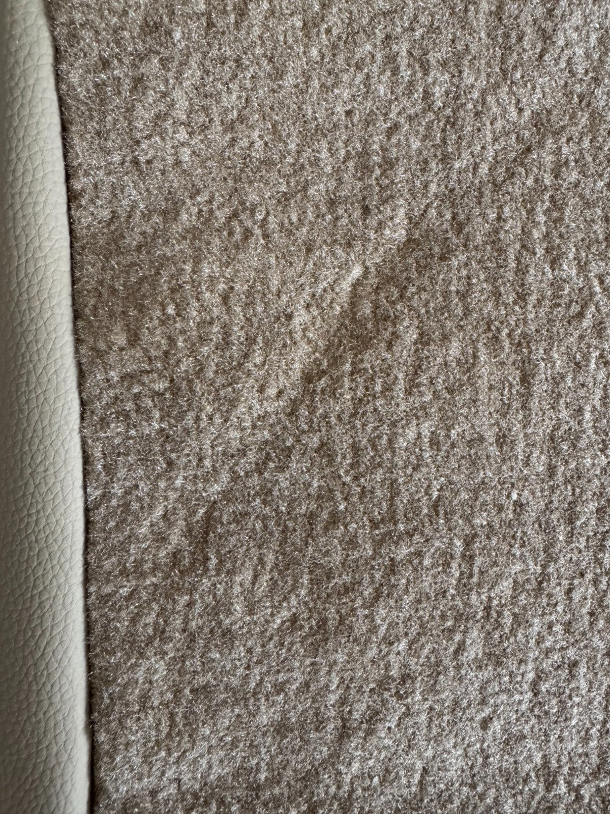 Teppichsatz passend für Fiat 124 Spider Baujahr 1966-1985 beige.