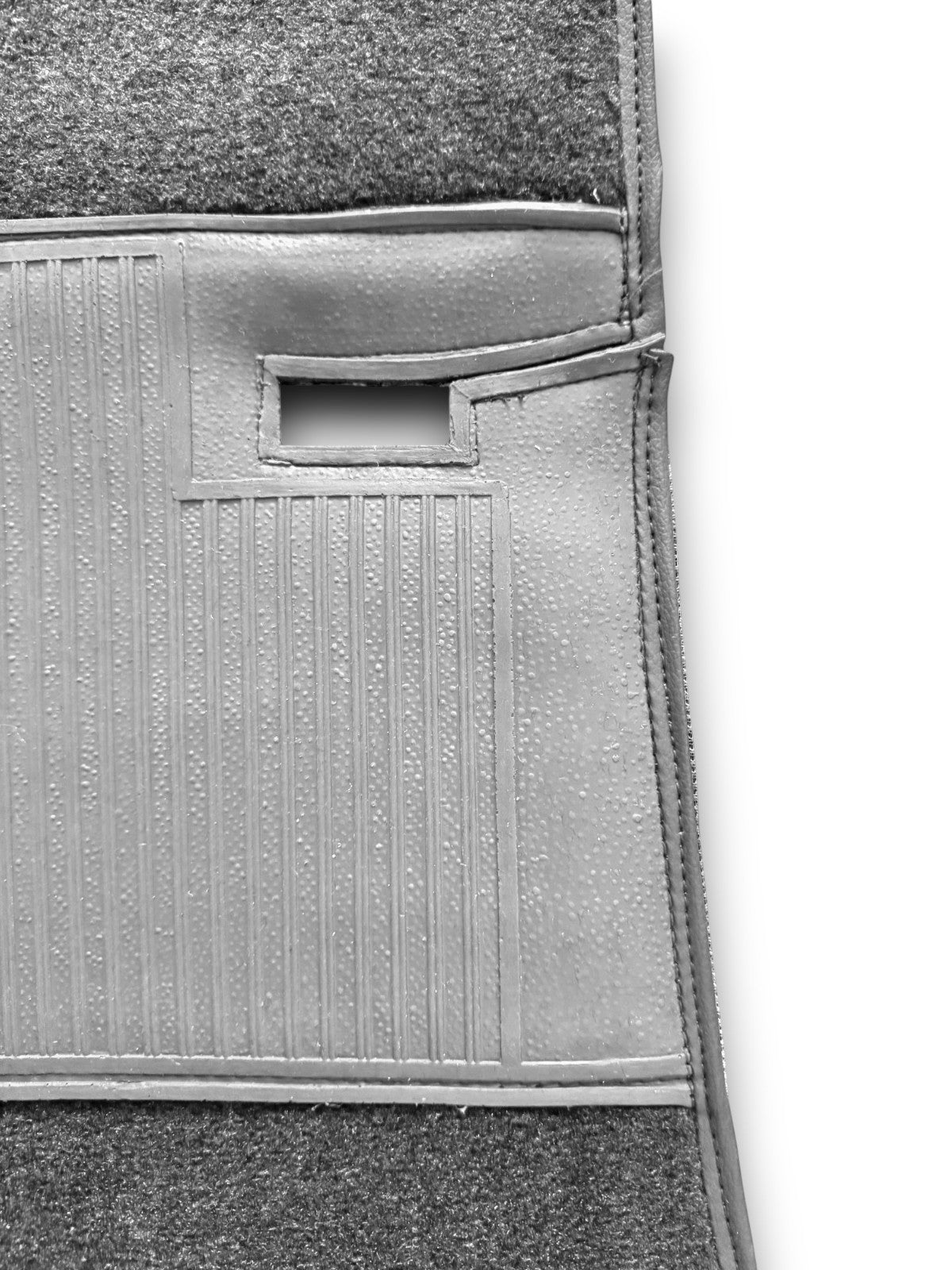 Teppichsatz Teppich für Mercedes W114 W115 Limousine Gummi Absatzschoner Grau