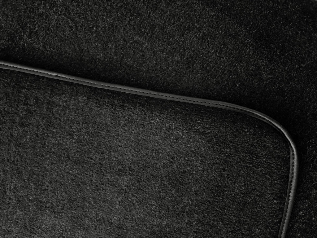 Fußmatten Teppich passend für Mercedes Benz W114 W115 Schwarz