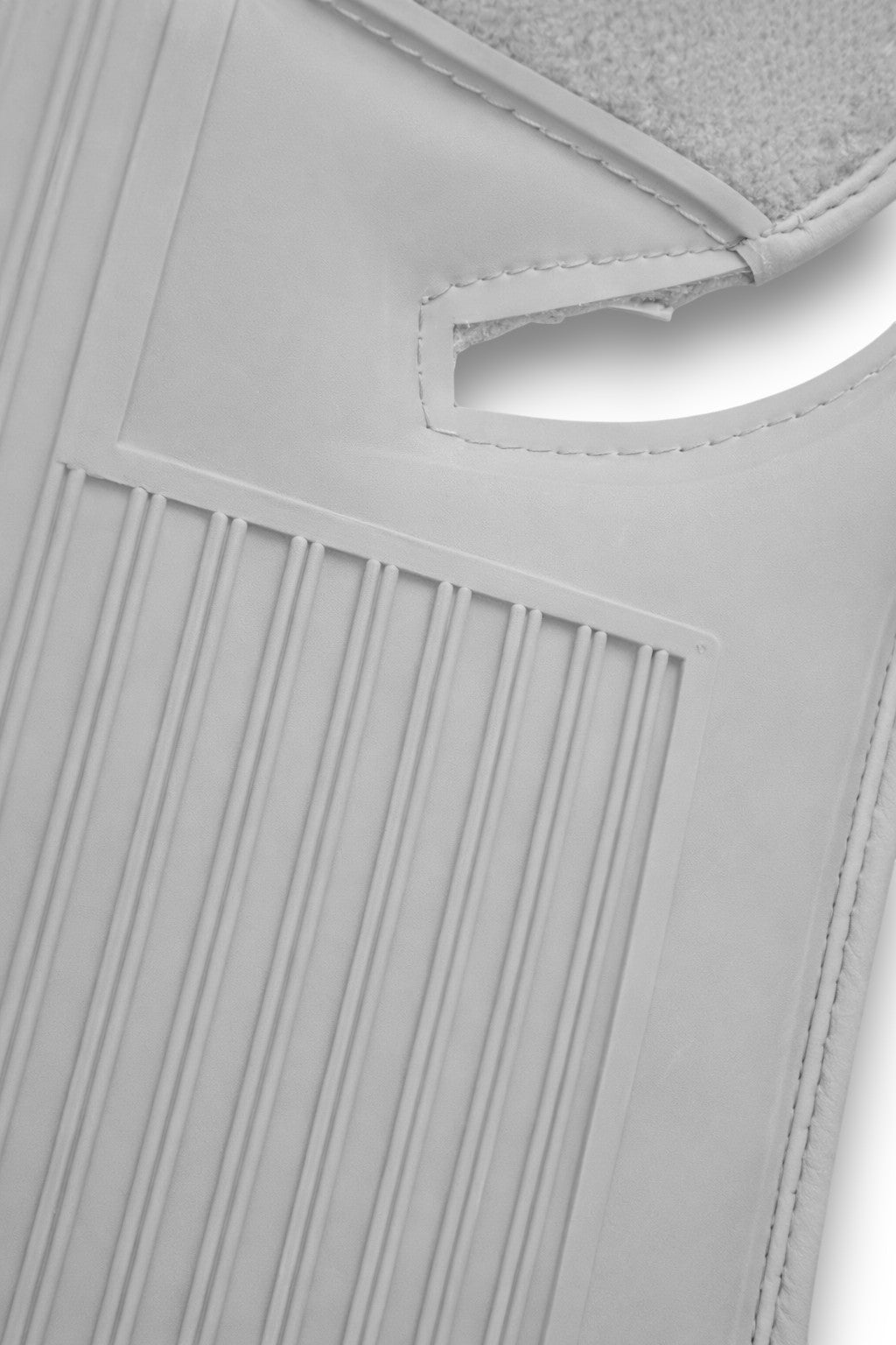 Teppichsatz Teppich für Mercedes Benz W126 SE Gummi Absatzschoner Grau
