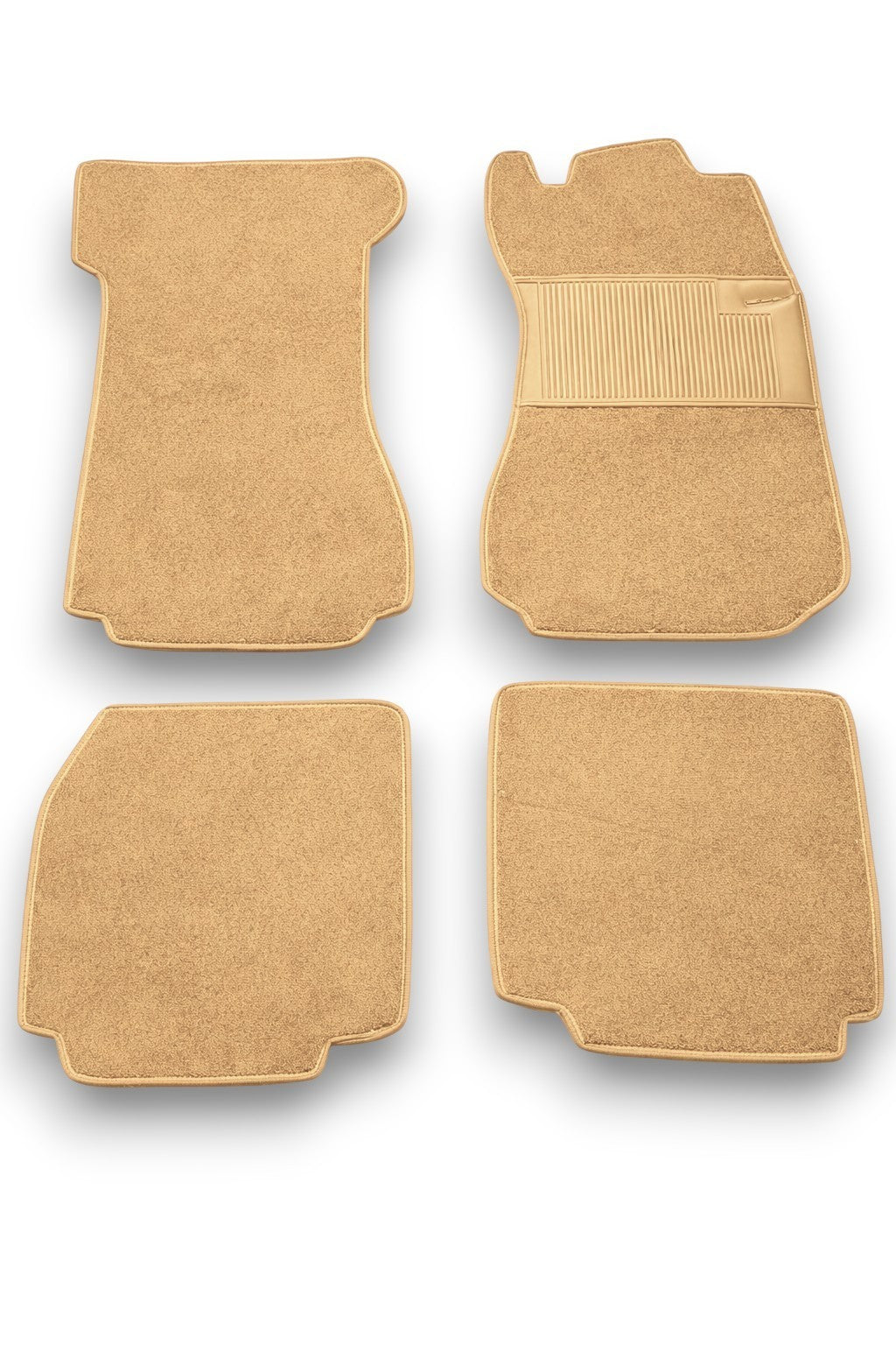 Teppichsatz Teppich für Mercedes W114 W115 Coupe Gummi Absatzschoner Beige RHD