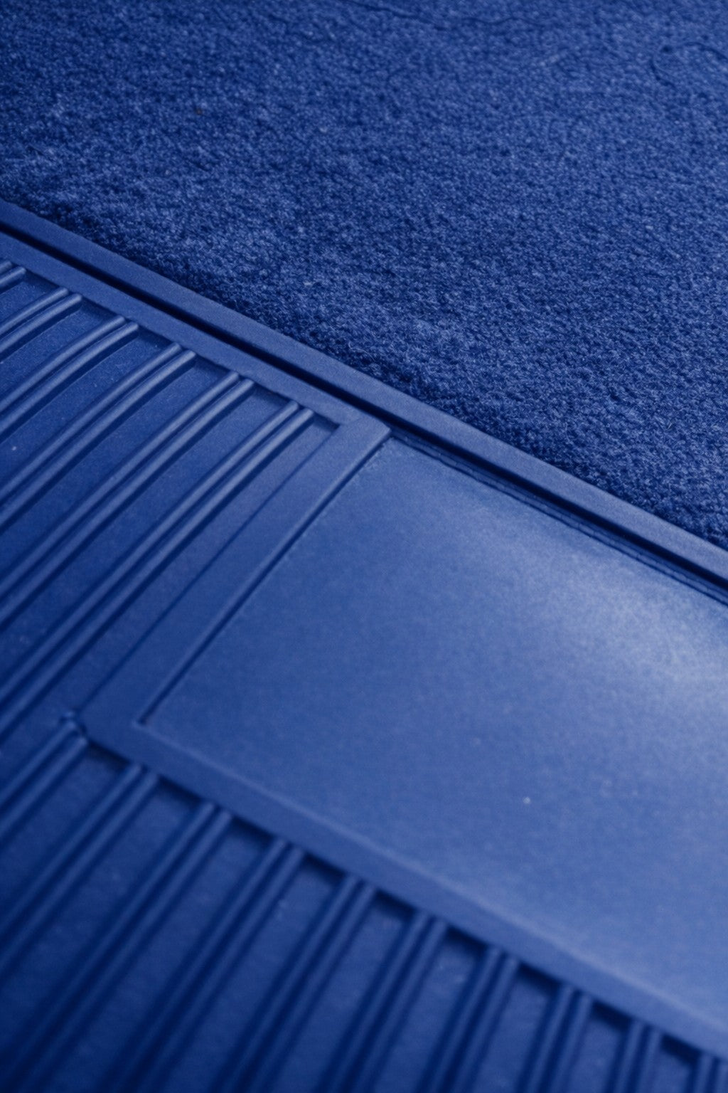Teppichsatz Teppich für ponton Cabrio W128 180 Gummi Absatzschoner Blau