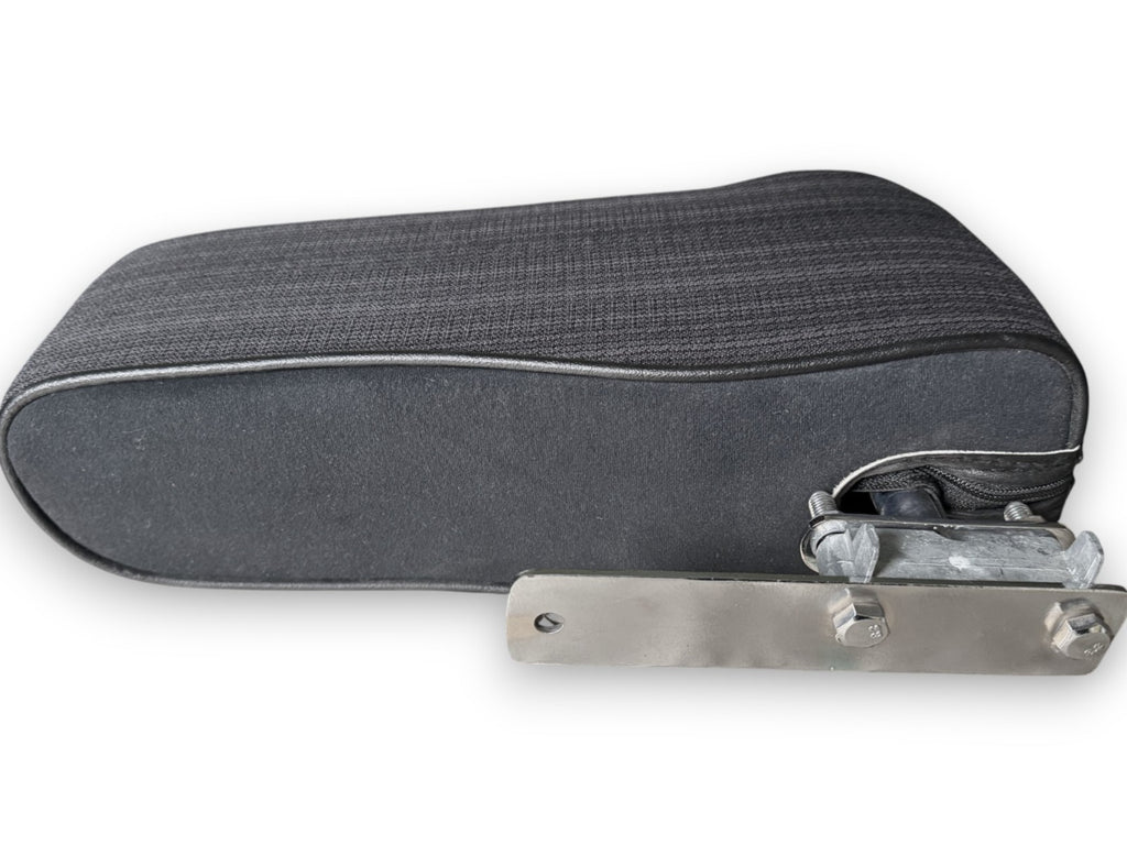 Mittelarmlehne Armlehne für Mercedes W124 Stoff Schwarz Polstercode 071