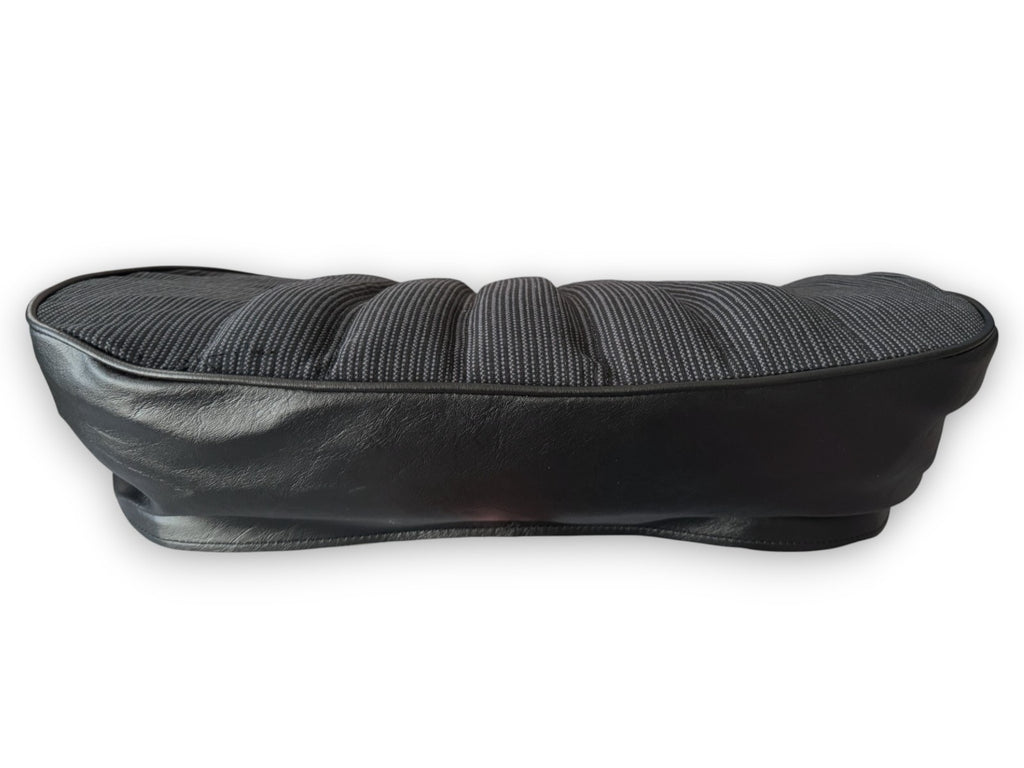 Sitzbezug Vordersitz Bezug für Mercedes W123 3. Serie Schwarz Stoff 051