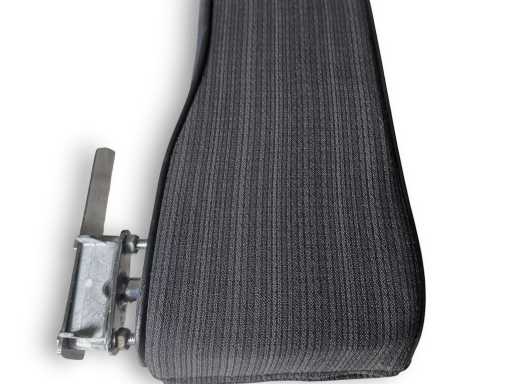 Mittelarmlehne Armlehne für Mercedes W124 Stoff Schwarz Polstercode 071