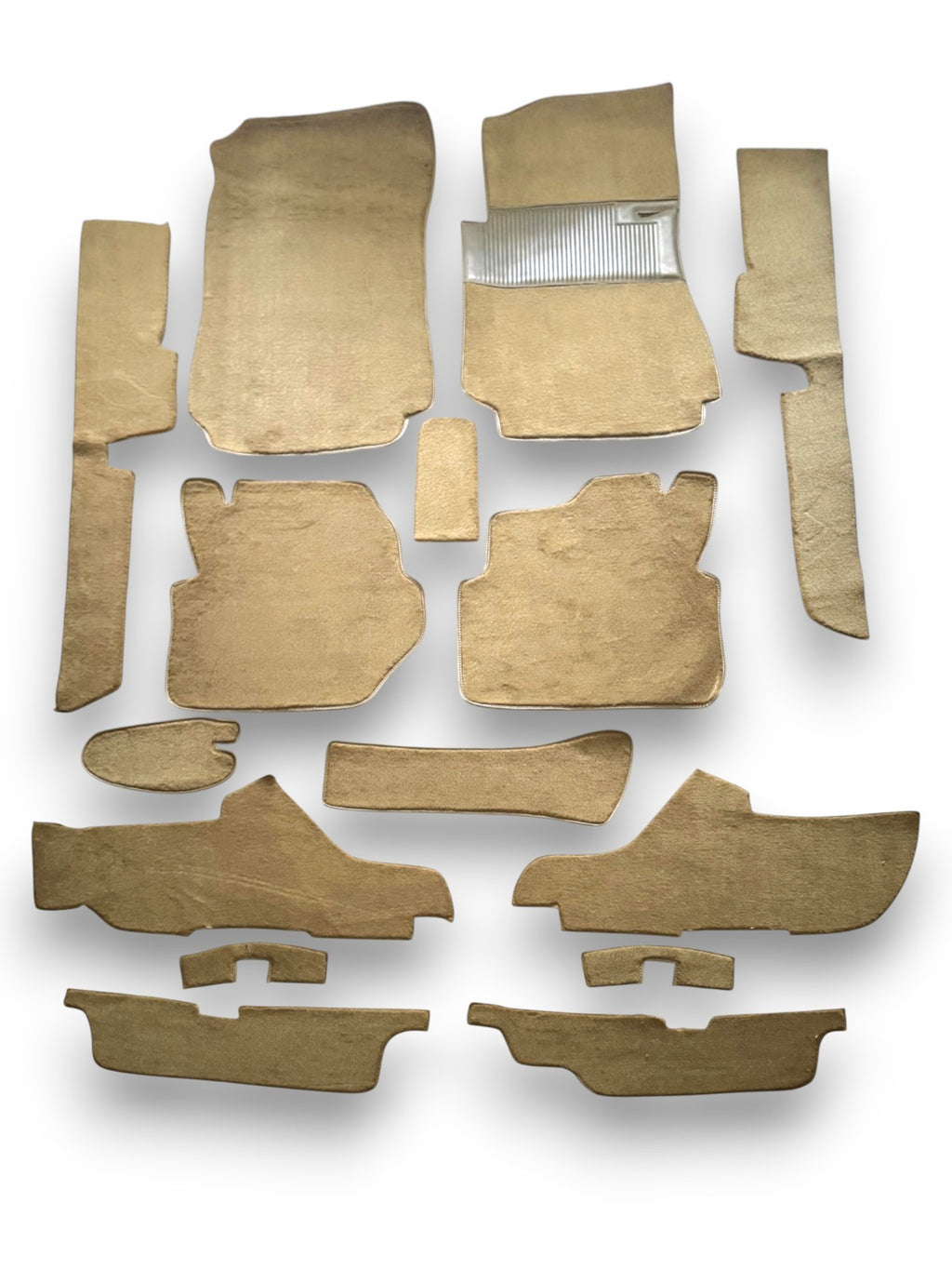 Teppichsatz Teppich für Mercedes W123 Coupe Gummi Absatzschoner Beige RHD