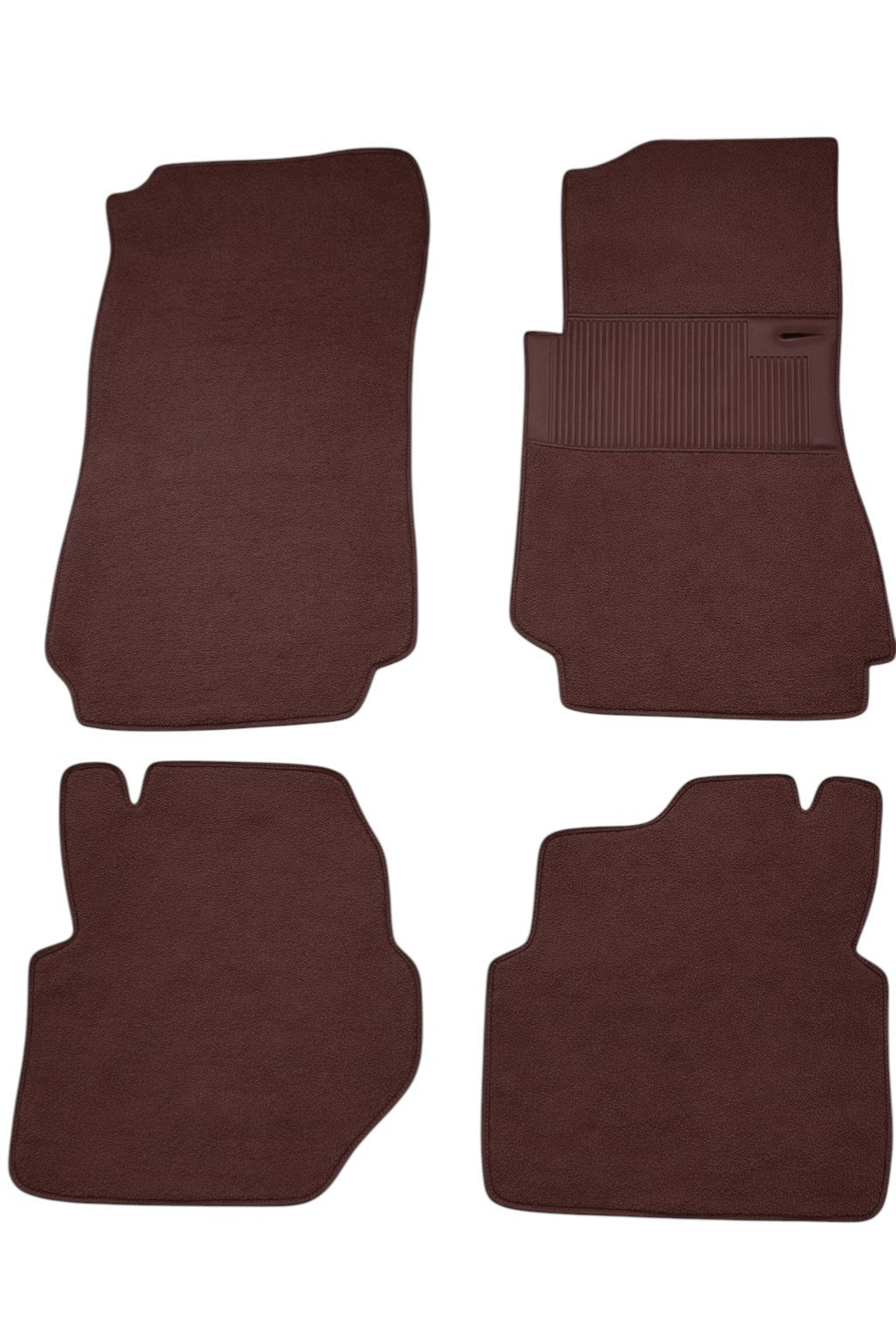 Teppichsatz Teppich für Mercedes W123 Coupe Gummi Absatzschoner Braun RHD