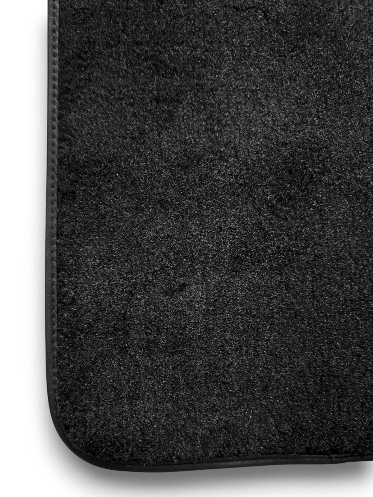 Teppichsatz Teppich für Mercedes W123 Limousine Gummi Absatzschoner Schwarz RHD