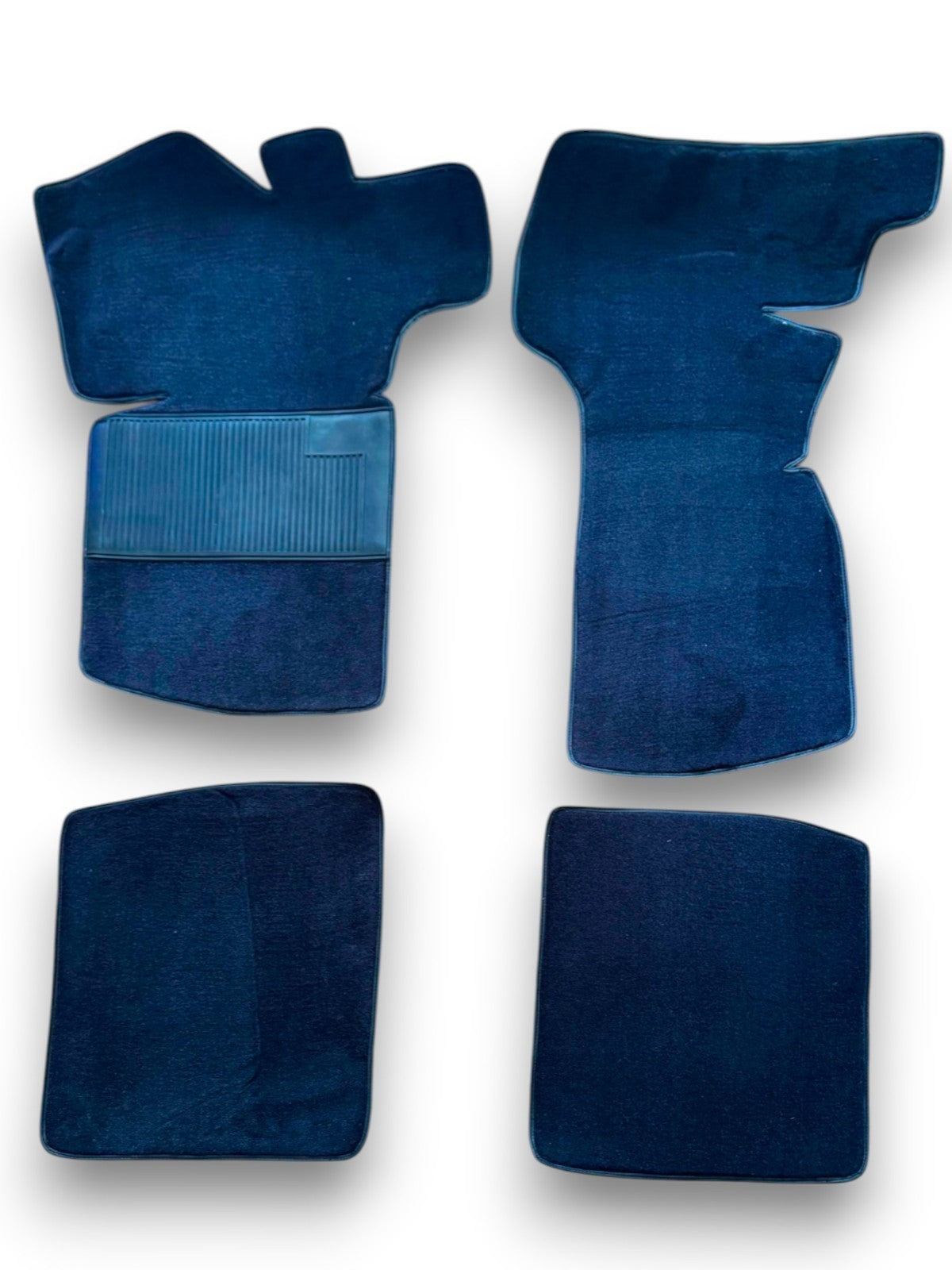 Teppichsatz Teppich für VW Golf 1 Cabrio 1979 - 2002 Gummi Absatzschoner Blau