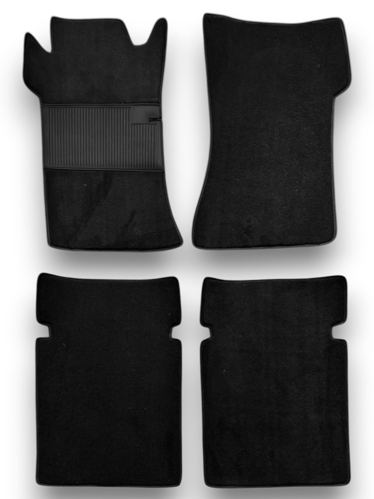 Teppichsatz Gummi für Mercedes W109 automatik & Schalter 1965-1969 schwarz