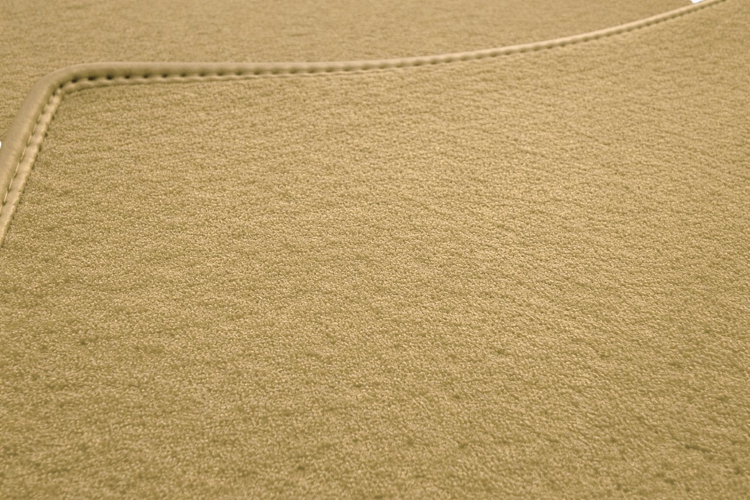 Teppichsatz Teppich für Mercedes W123 Coupe Gummi Absatzschoner Beige RHD