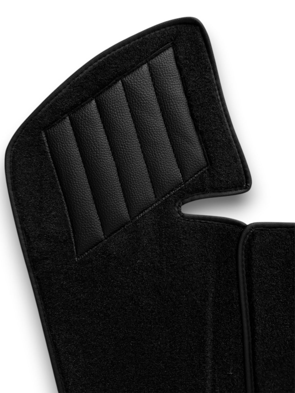Teppichsatz Gummi für Mercedes W109 automatik & Schalter 1965-1969 schwarz