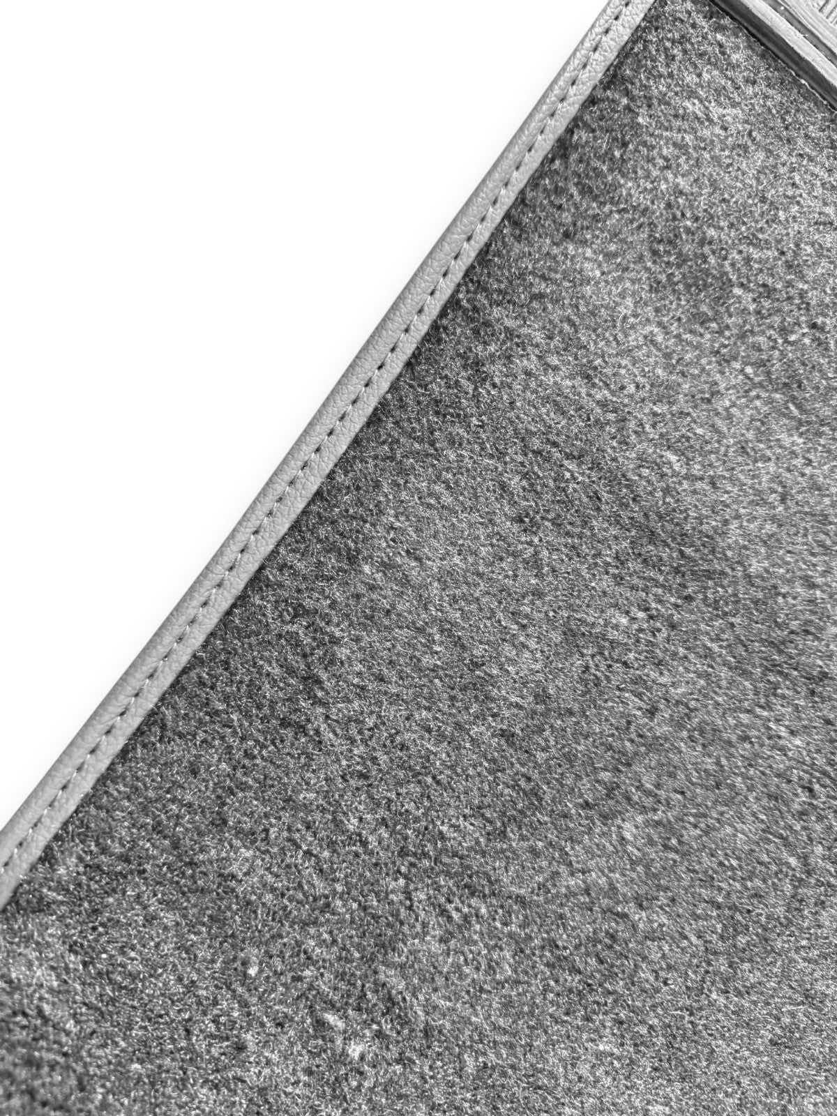 Teppichsatz Teppich für Mercedes SL107 R107/W107 Gummi Absatzschoner Grau