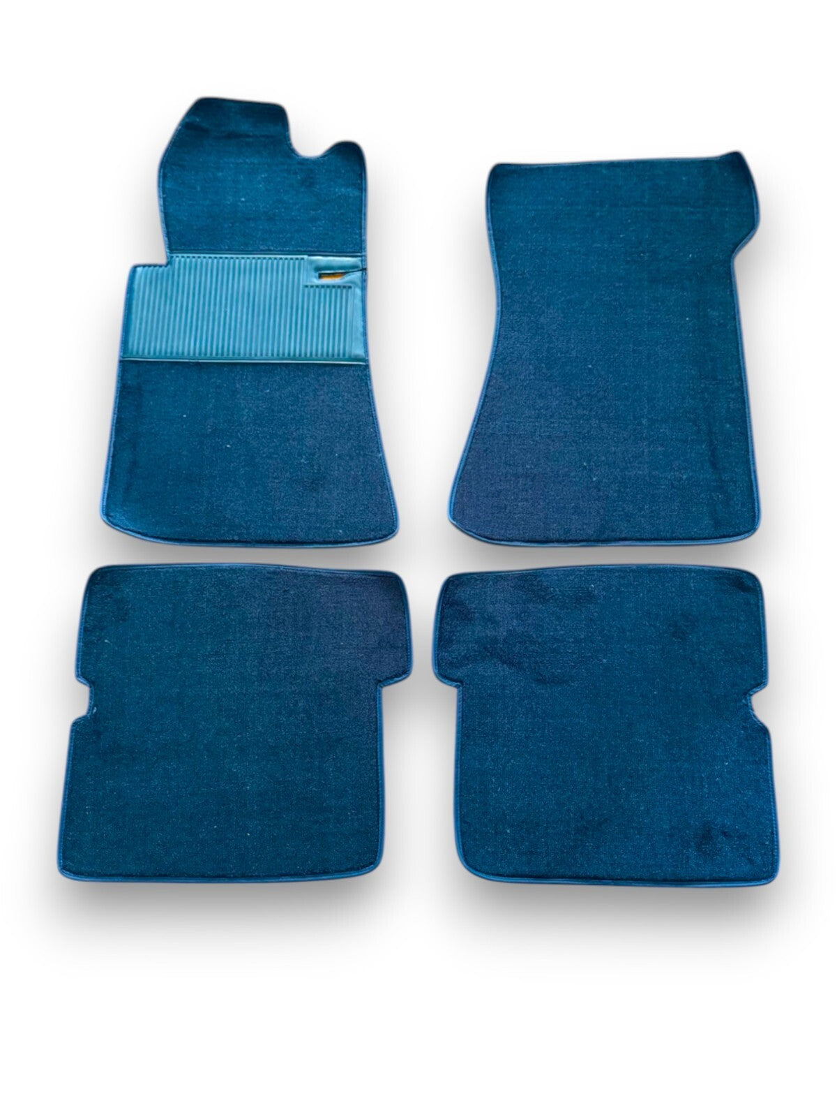 Fußmatten Teppich passend für Mercedes Benz SL107 R107/W107 4 teilig Blau