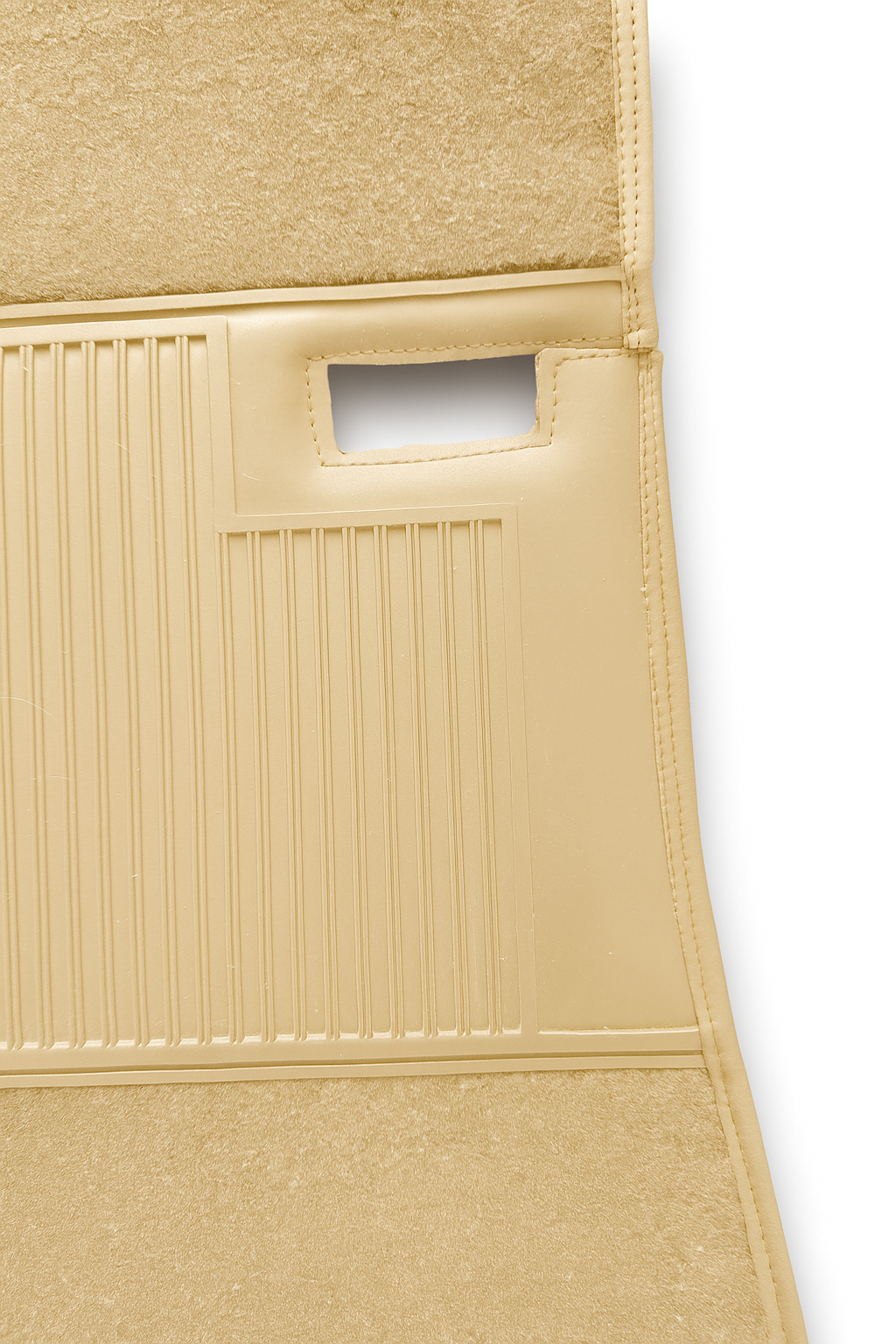 Teppichsatz Teppich für Mercedes W111 Coupe Gummi Absatzschoner Beige.