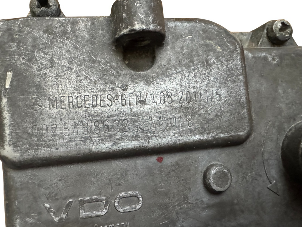 Mercedes W116 W123 W107 R107 Stellglied Stellantrieb Tempomat VDO 0015450732