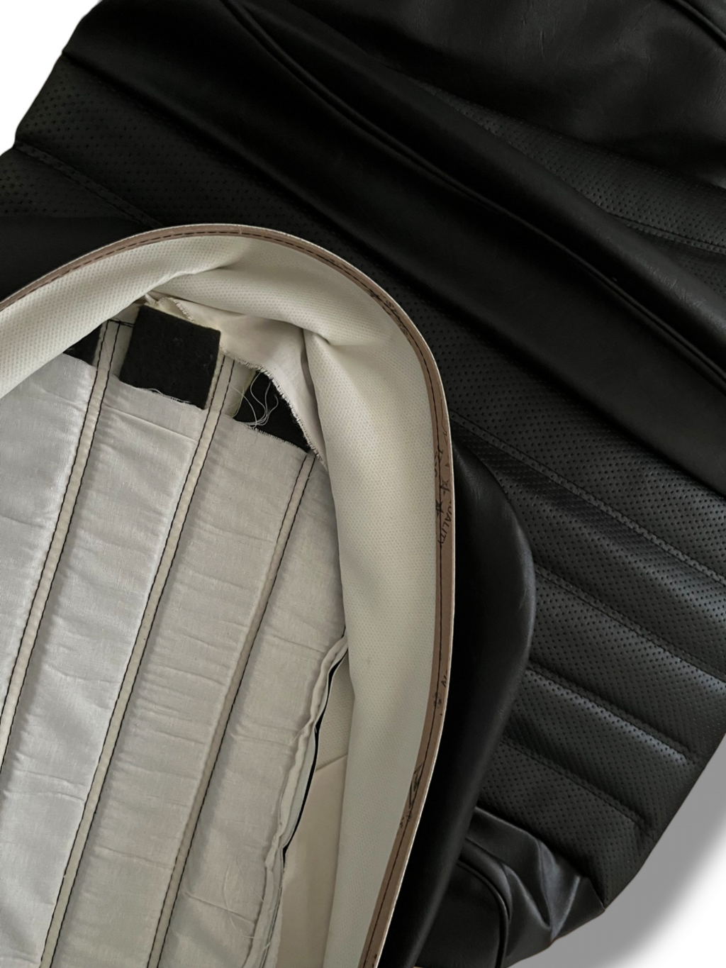 Sitzbezüge Bezüge für Mercedes Benz W111 Coupe Schwarz