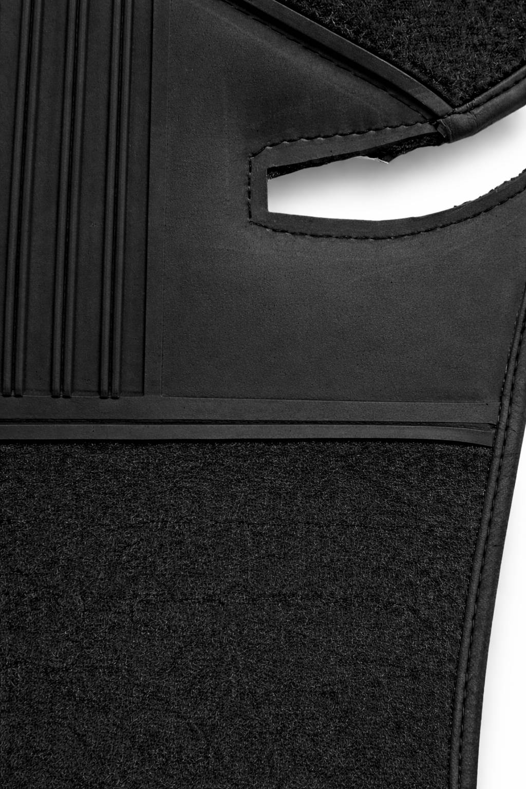 Teppichsatz Teppich für Mercedes Benz W126 SE Gummi Absatzschoner Schwarz