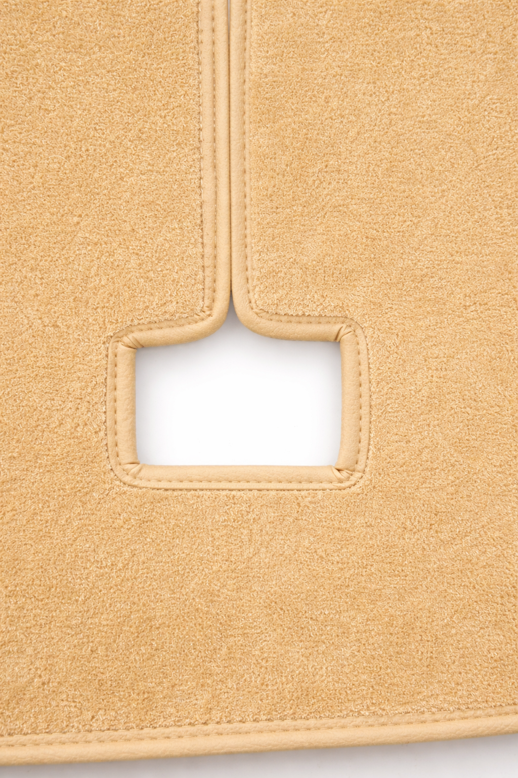 Teppichsatz Teppich für VW Golf 1 Cabrio 1979 - 2002 Gummi Absatzschoner Beige