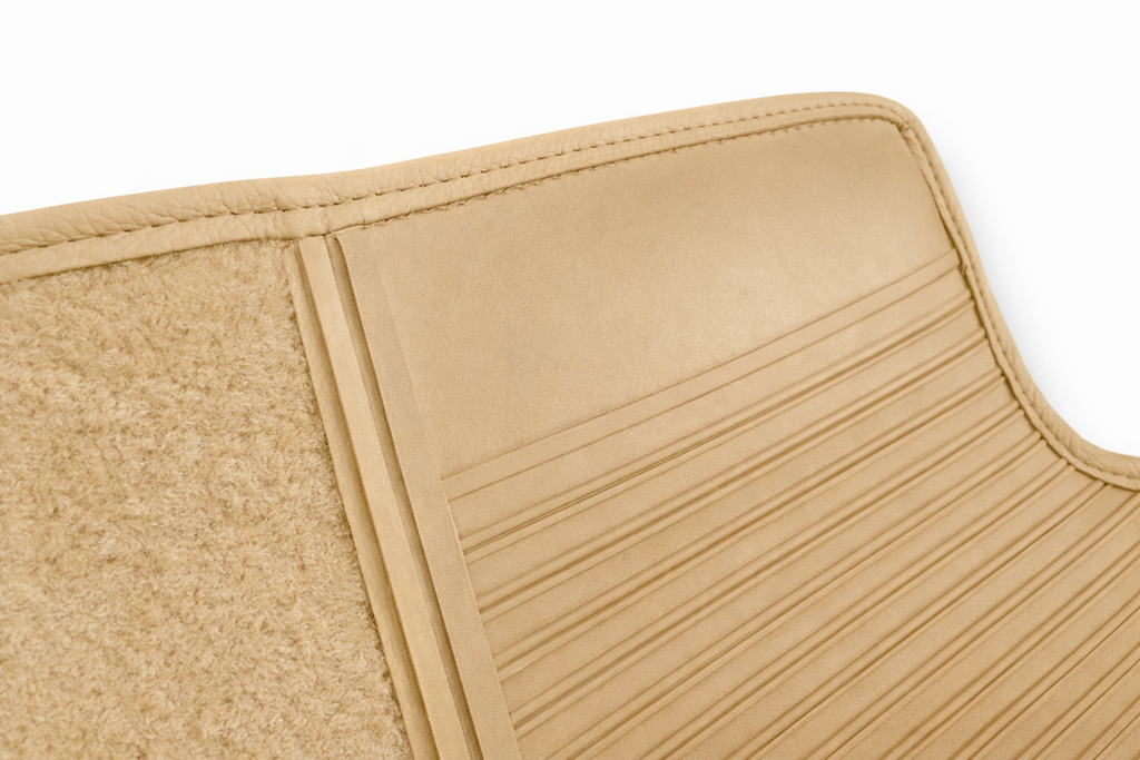 Teppichsatz Teppich für Mercedes W201 E190 Gummi Absatzschoner Beige