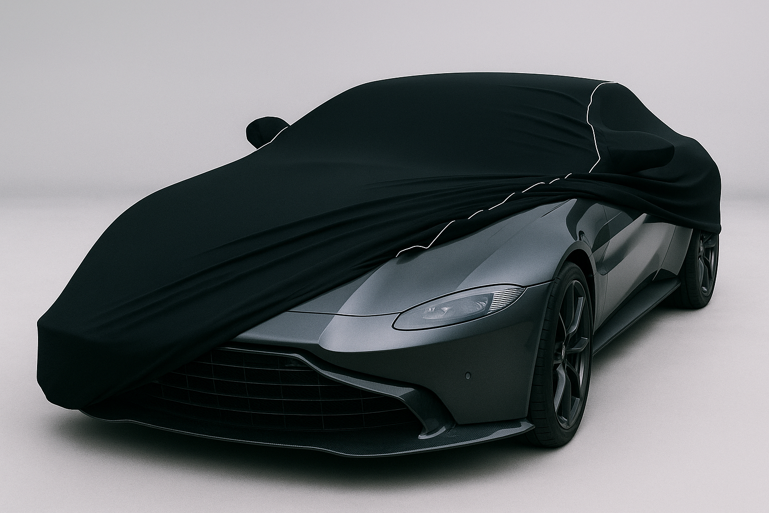 Ganzgarage Indoor Stretch Cover Carcover für Aston Martin Vantage Schwarz.